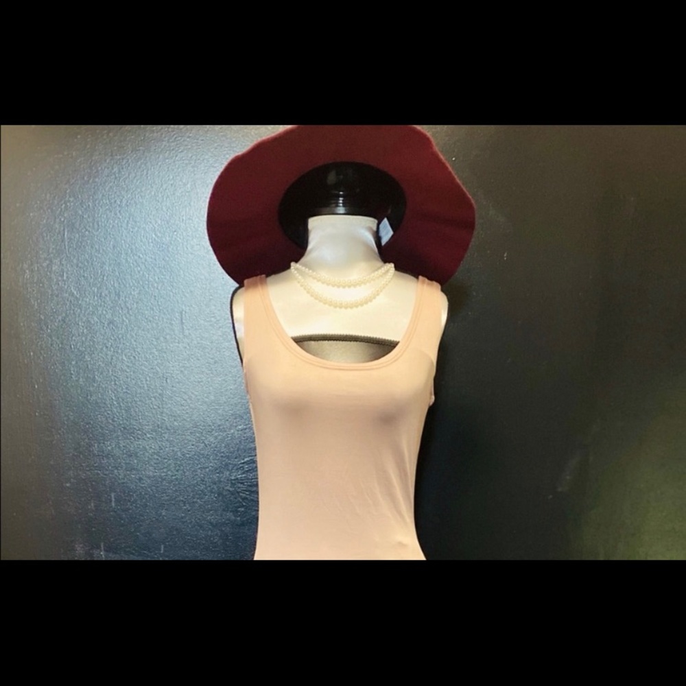 NWT Every Woman Got One